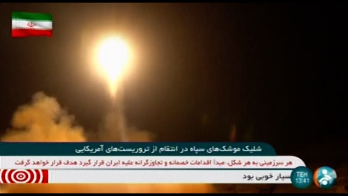 Video: Íránská televize zveřejnila záběry z útoku na americké základny